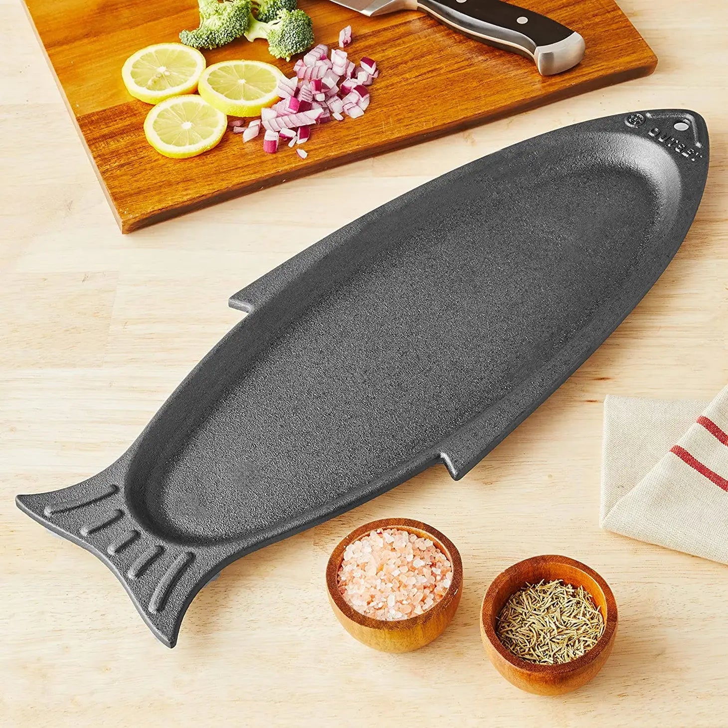 Fish Grill Pan- Outset Cast Iron – Kim Hovell
