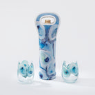 Kim Hovell Ebb and Flow wine tote with matching stemless glassware featuring blue and white oyster pattern. 